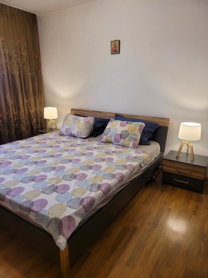 Quiet, Relaxing, Family Friendly Apartamento Bucareste Exterior foto