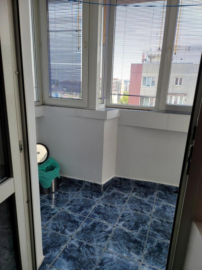 Quiet, Relaxing, Family Friendly Apartamento Bucareste Exterior foto